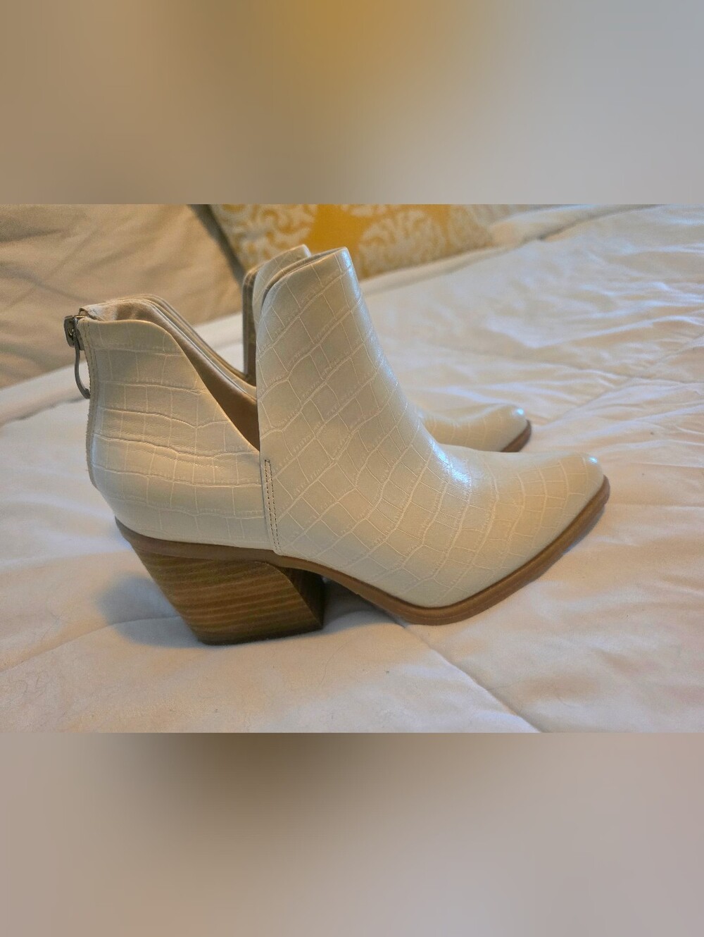 Women’s White Croc-Embossed Ankle Boots